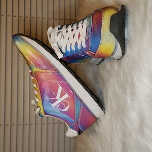 Size 9 Women's Calvin Klein Tennis Shoes Sneakers